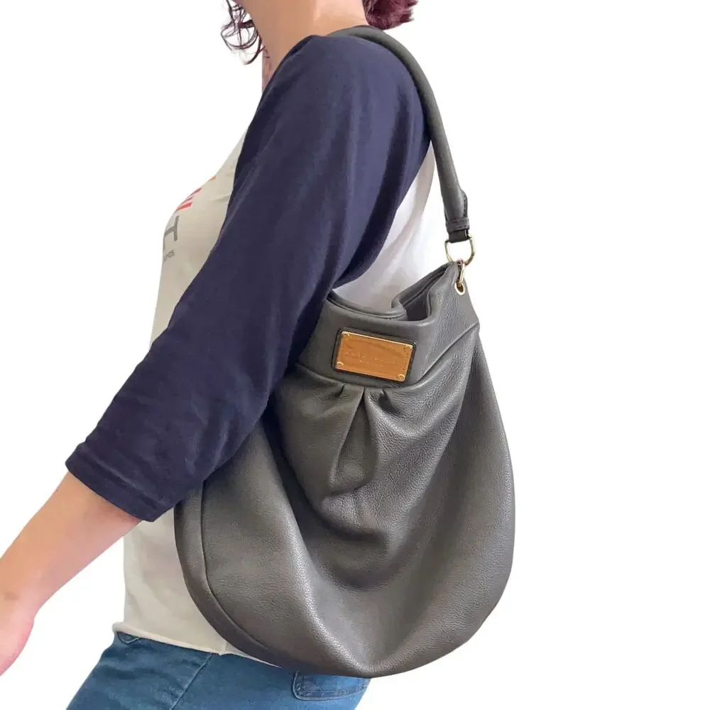 Marc Jacobs New York Hillier Gray Pebbled Leather Hobo Shoulder Bag Handbag